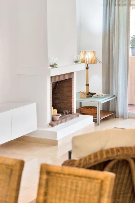 Appartement Apartamento En Primera Linea De Golf Con Piscina - Los Cartujanos 4 2 B *