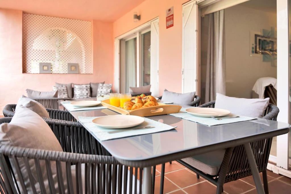 Apartamento En Primera Linea De Golf Con Piscina - Los Cartujanos 4 2 B Appartement Marbella