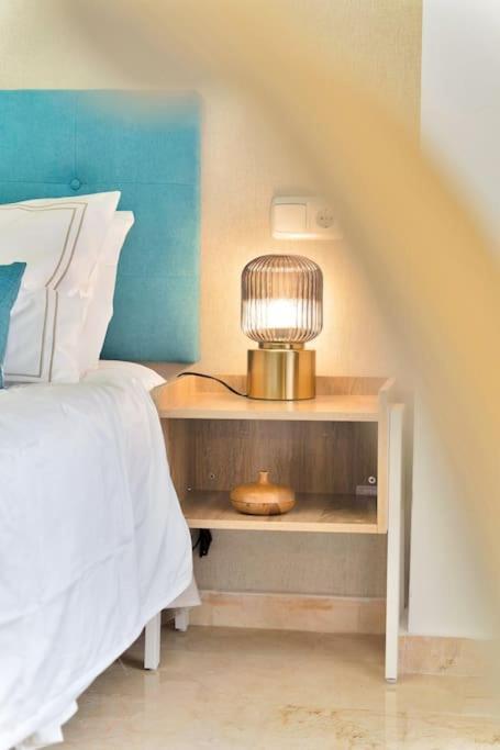 Apartamento En Primera Linea De Golf Con Piscina - Los Cartujanos 4 2 B Apartment