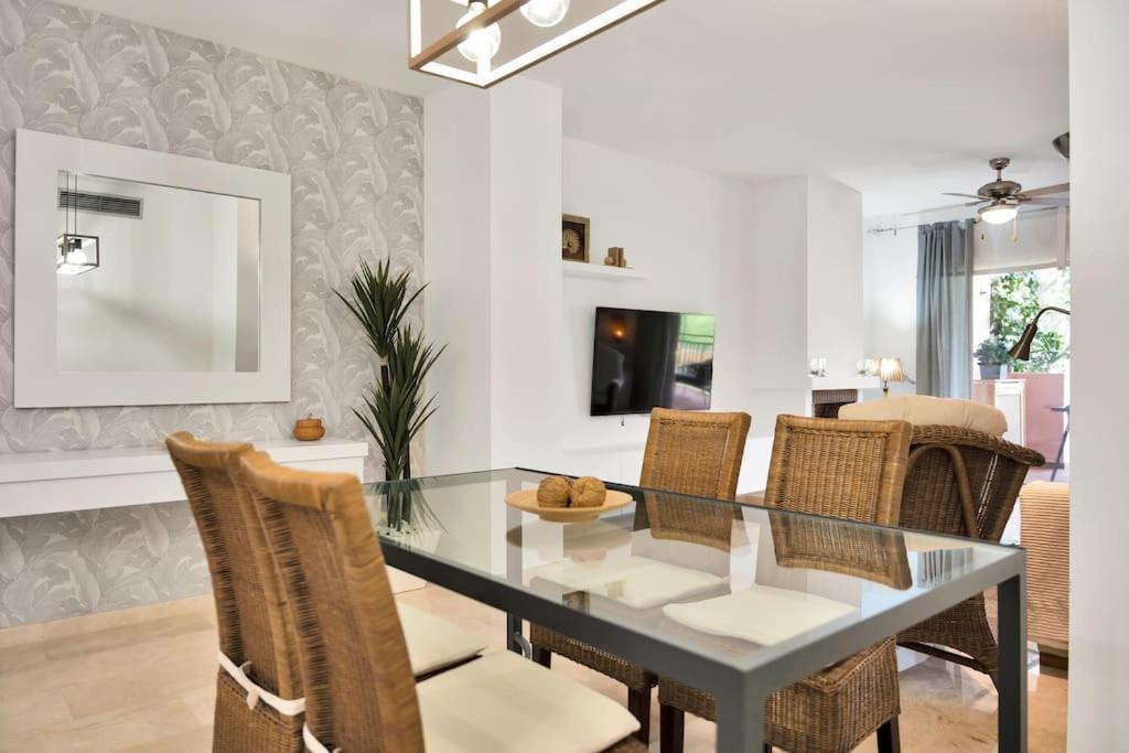 Apartamento En Primera Linea De Golf Con Piscina - Los Cartujanos 4 2 B Apartment *